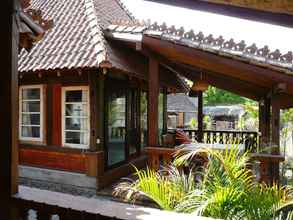 Bangunan 4 Classic Beach Villas