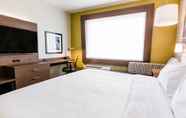 Bilik Tidur 5 Holiday Inn Express & Suites West Edmonton - Mall Area, an IHG Hotel