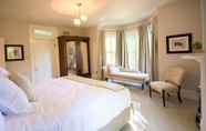 Bedroom 6 Woodbourne Inn