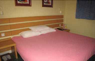 Kamar Tidur 2 Home Inn Zha Bei Park