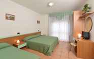 Bedroom 4 Hotel Etna