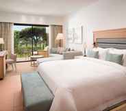 Bedroom 5 Pine Cliffs Ocean Suites, a Luxury Collection Resort & Spa