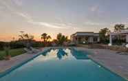 Swimming Pool 7 Villa Loran