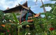 Luar Bangunan 2 Mahogany Cottage