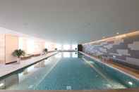 Swimming Pool Hyatt Place Luoyang