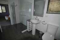 Toilet Kamar StudioAt10