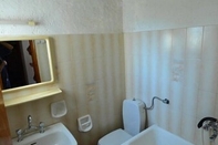 Toilet Kamar Villa Feggari