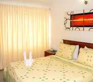 Kamar Tidur 4 Hotel BQuin Plaza