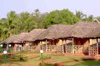 Exterior Beach Bay Cottages