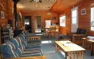 Common Space 6 Kaska Goose Lodge - All Inclusive