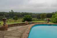 Swimming Pool Portland Manor