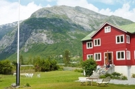 Exterior Nigardsbreen Lodge