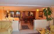 Bar, Cafe and Lounge 4 Hotel Kalos