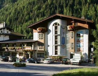 Exterior 2 Hotel Kärntnerhof