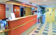 Lobby 3 ibis budget Paris Porte d' Italie Ouest