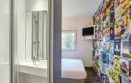 Bedroom 6 hotelF1 Avignon Centre Courtine Gare TGV