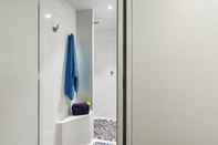 Toilet Kamar hotelF1 Chaumont