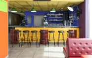 Bar, Cafe and Lounge 7 ibis budget Aéroport Lyon Saint Exupéry