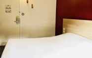 Bedroom 7 hotelF1 Geneve Ferney Airport