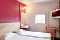 Bedroom hotelF1 Lyon Solaize Hotel