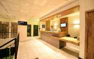 Lobby 4 ibis budget Nice Aeroport Promenade des Anglais