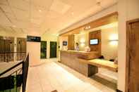 Lobby ibis budget Nice Aeroport Promenade des Anglais