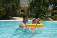 Swimming Pool Banana Palms Hotel