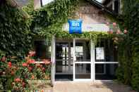 Exterior ibis budget Tarbes