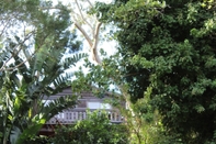 Bangunan Treehouse Cottage