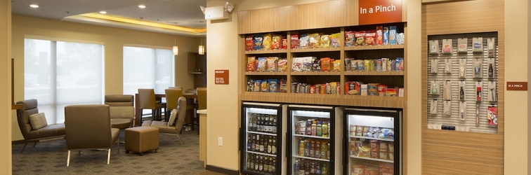 Lobi TownePlace Suites by Marriott Swedesboro Philadelphia