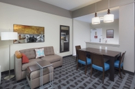 Ruang Umum TownePlace Suites by Marriott Swedesboro Philadelphia