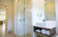 In-room Bathroom 2 Nesuto Geraldton