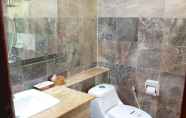 In-room Bathroom 3 Rayong Rental Pool Villas