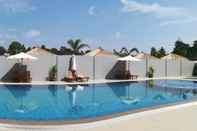 Swimming Pool Hotel Darul Makmur