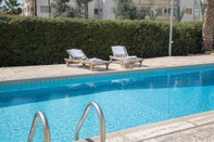 Swimming Pool Paphos Love Hut Apartment