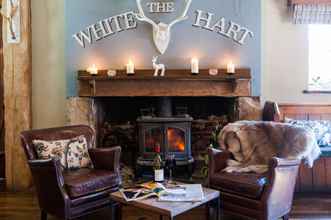 Lobby 4 The White Hart, South Harting