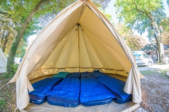 Phòng ngủ 4 Zarautz Beachside Surf Camp