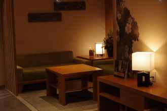 Sảnh chờ 4 HOTEL TRAD Osaka Tsuruhashi