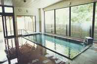 Swimming Pool Hotel Yamabuki