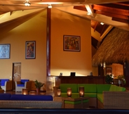 Lobby 6 Papagayo Golden Palms Beachfront Hotel