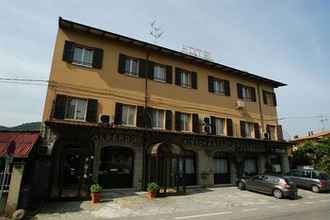 Exterior 4 Hotel Ristorante Tre Galletti