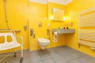 In-room Bathroom Hotel Mit-Mensch