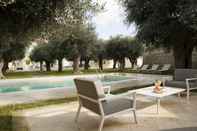 Hồ bơi La Fiermontina | Luxury Home