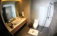 ห้องน้ำภายในห้อง 2 Hotel SS Aung Ban