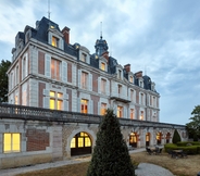 ภายนอกอาคาร 4 Château Saint-Michel, The Originals Relais (Relais du Silence)