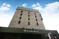 Bangunan SR Design Hotel