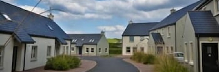 Exterior Doolin Village Lodges