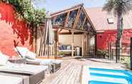 Kolam Renang 3 A PERFECT STAY - Byron Blisshouses