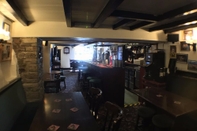 Bar, Kafe dan Lounge The Fox & Hounds Inn