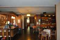 Quầy bar, cafe và phòng lounge Hotel Premeno